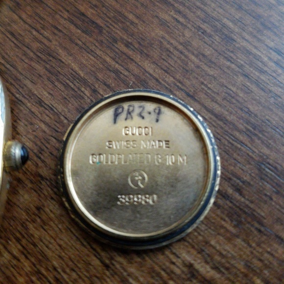 Gucci Gold Plated Authenticated Wrist Watch - Picture 4 of 8